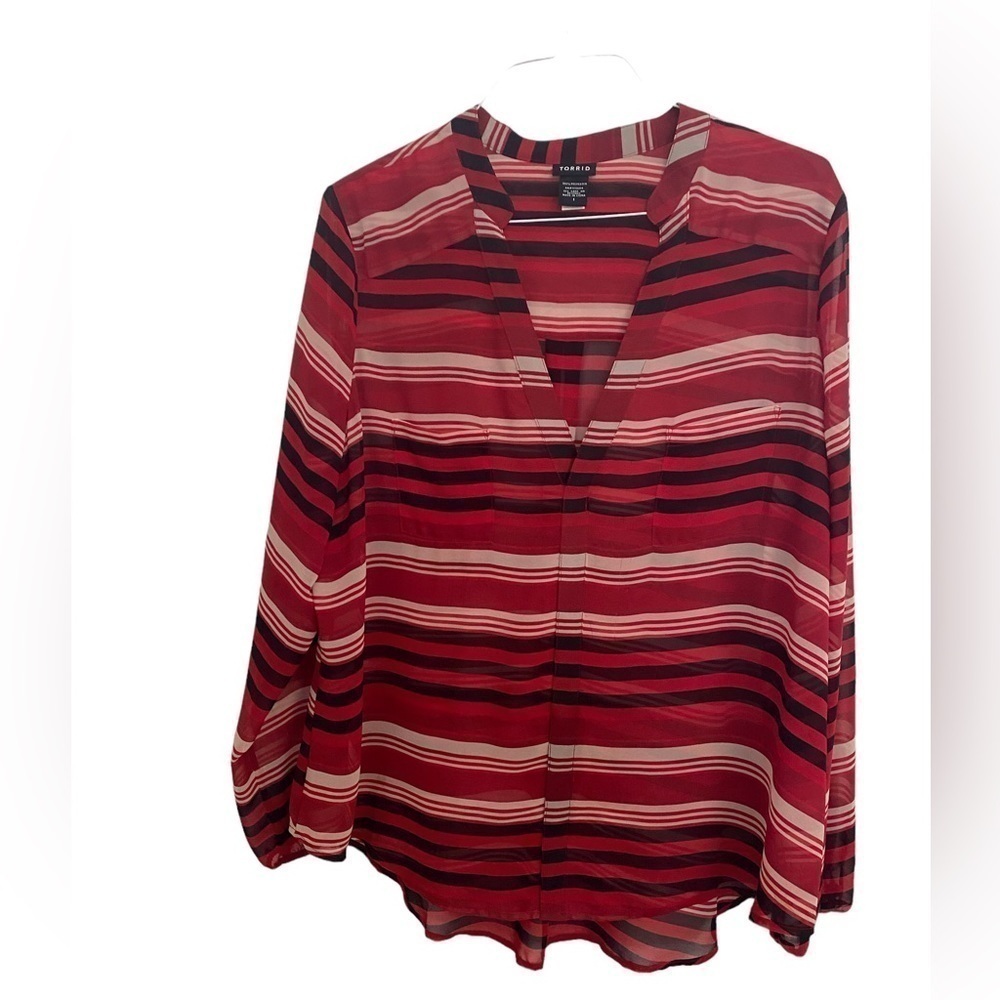 TORRID PLUS SIZE STRIPED RED BLOUSE 0896